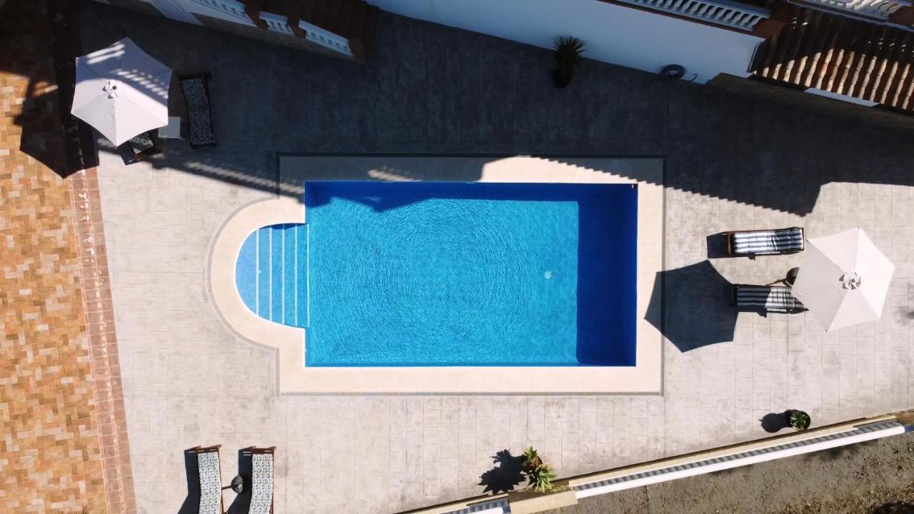 Villa El Palomar Azul With Pool And Sea View Benajarafe Esterno foto