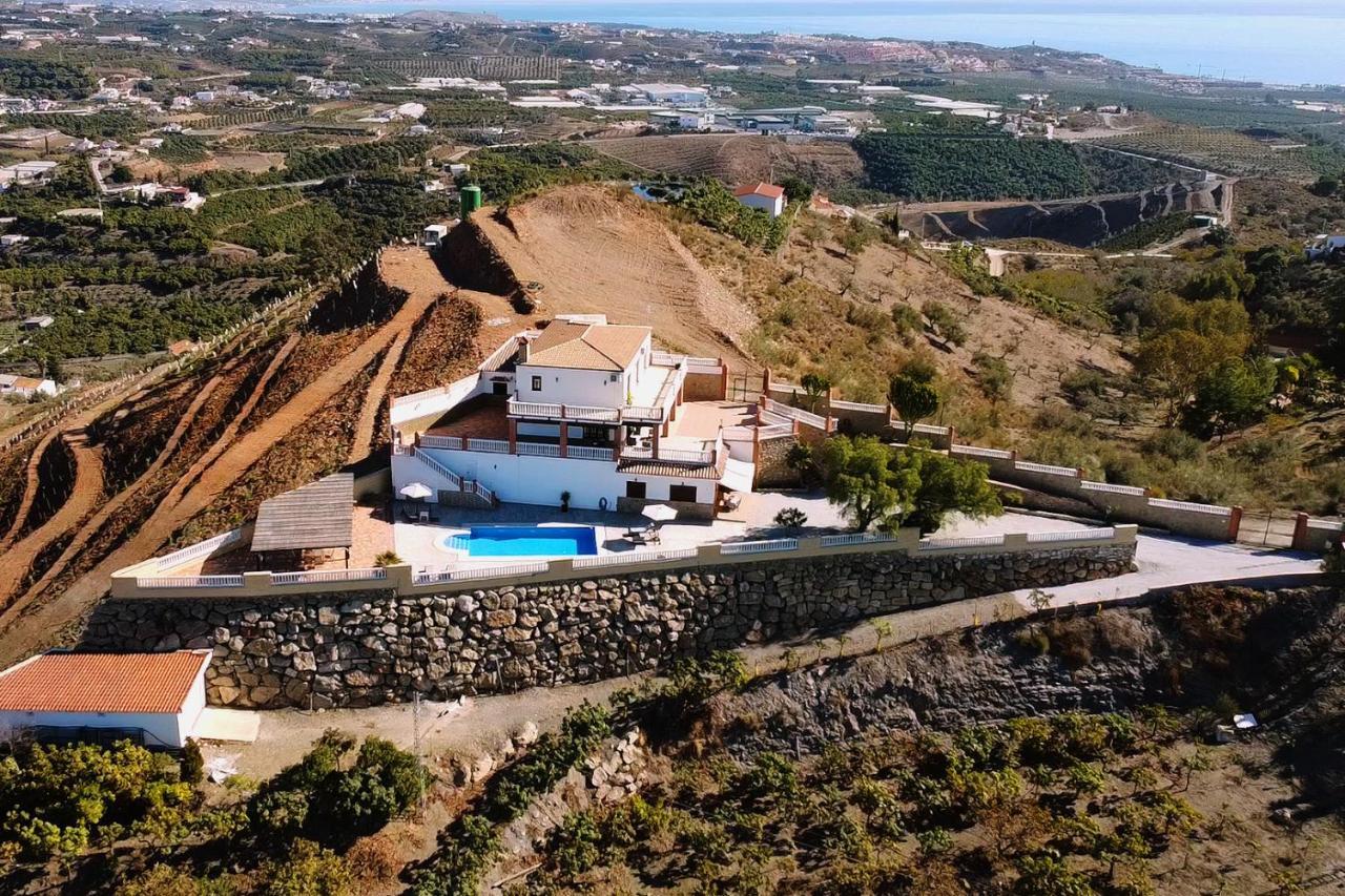 Villa El Palomar Azul With Pool And Sea View Benajarafe Esterno foto