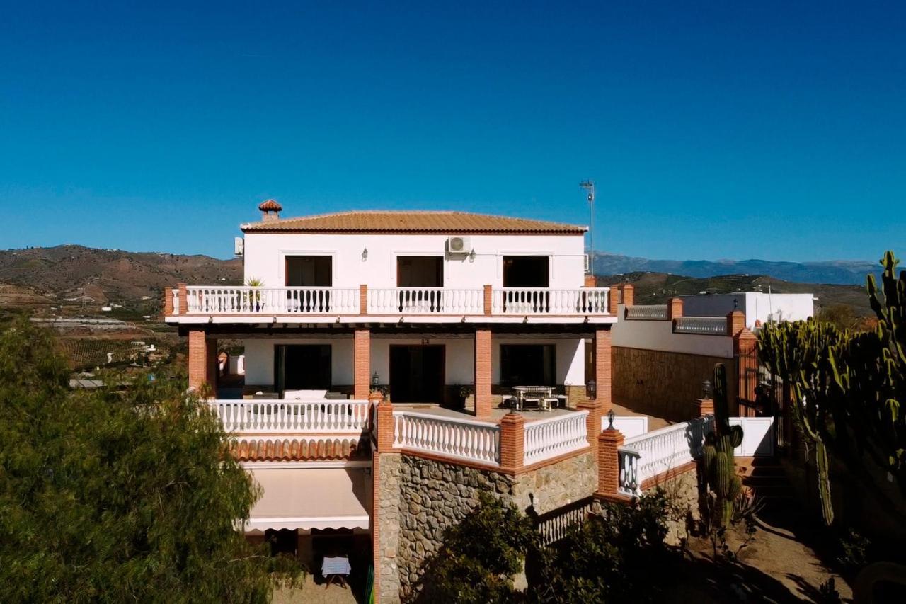 Villa El Palomar Azul With Pool And Sea View Benajarafe Esterno foto