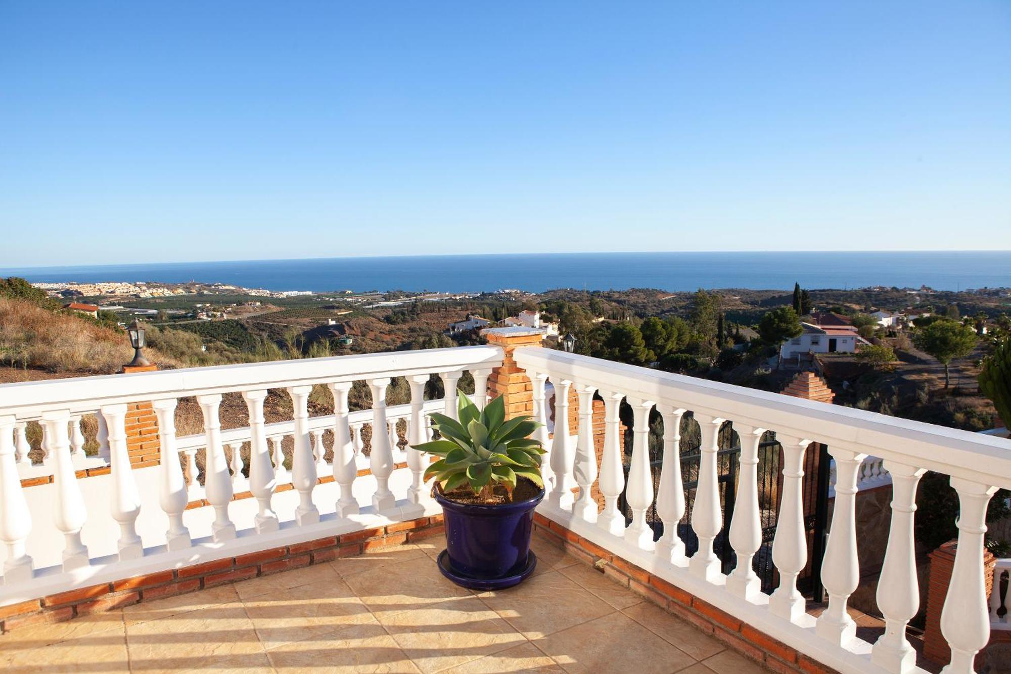 Villa El Palomar Azul With Pool And Sea View Benajarafe Esterno foto