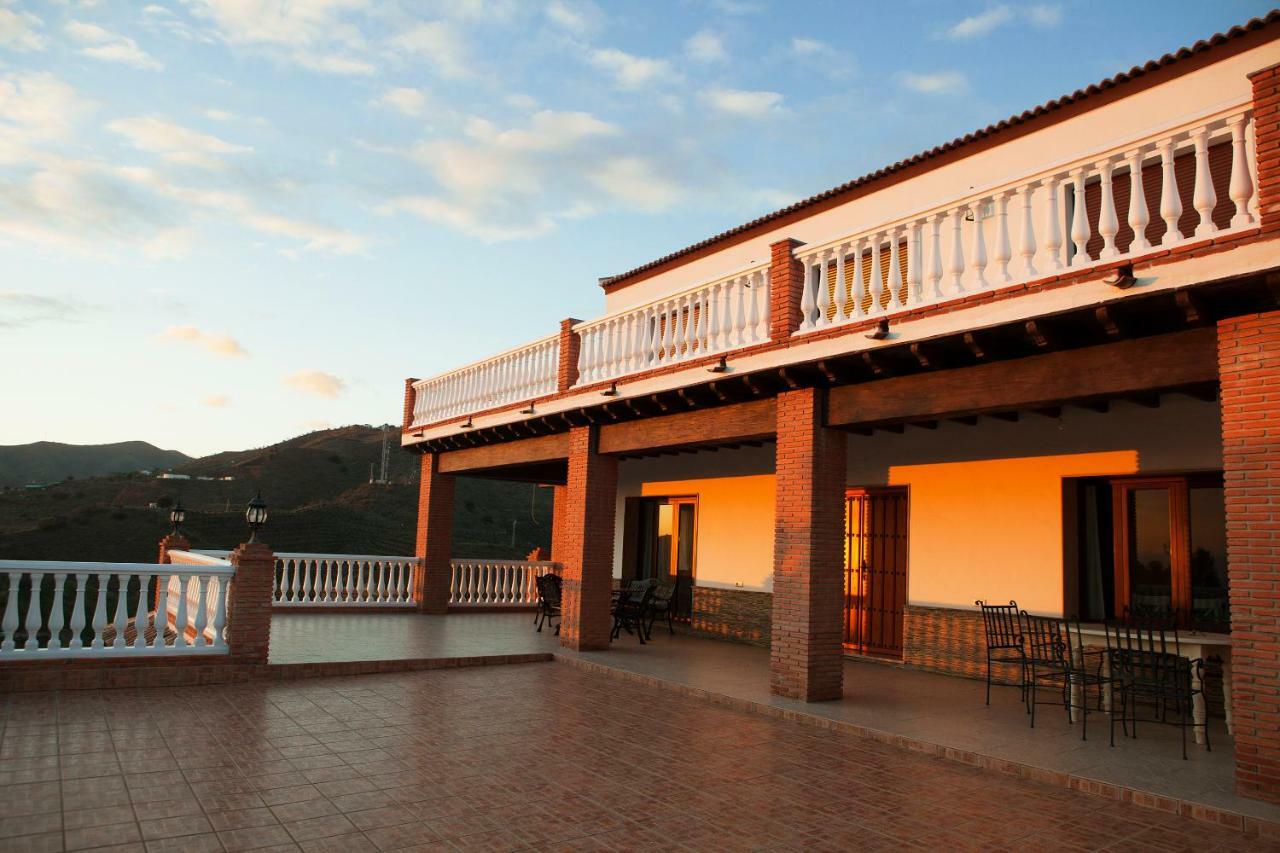 Villa El Palomar Azul With Pool And Sea View Benajarafe Esterno foto